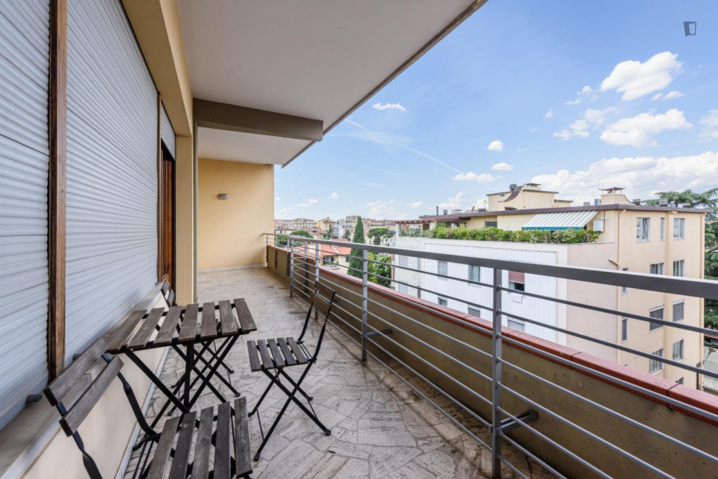 Spacious one-bedroom flat near Piazza della Libertà