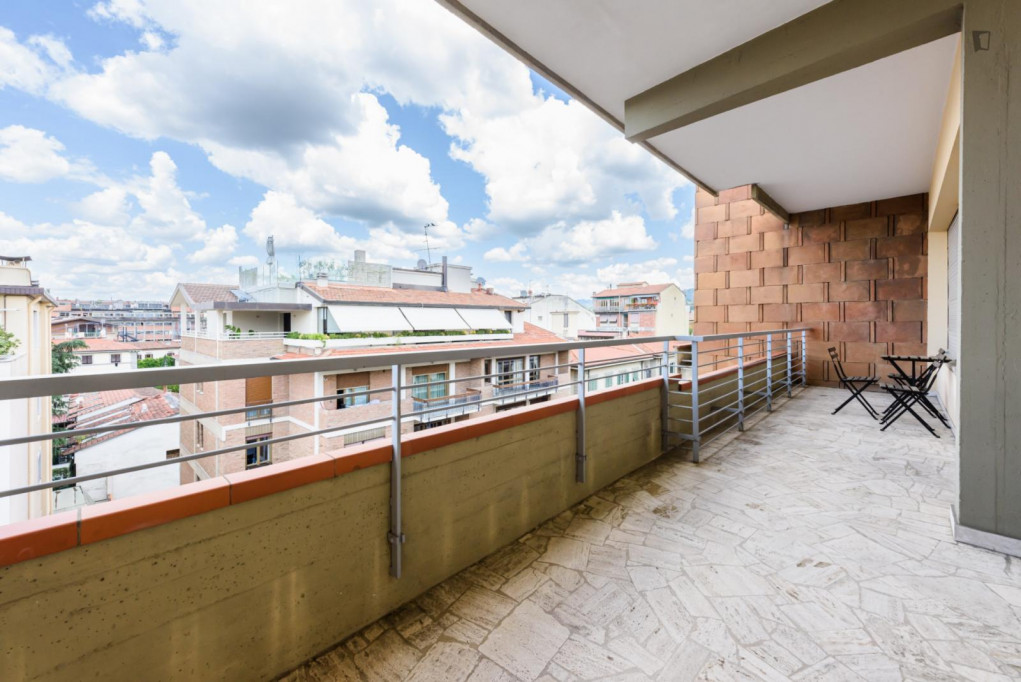 Spacious one-bedroom flat near Piazza della Libertà