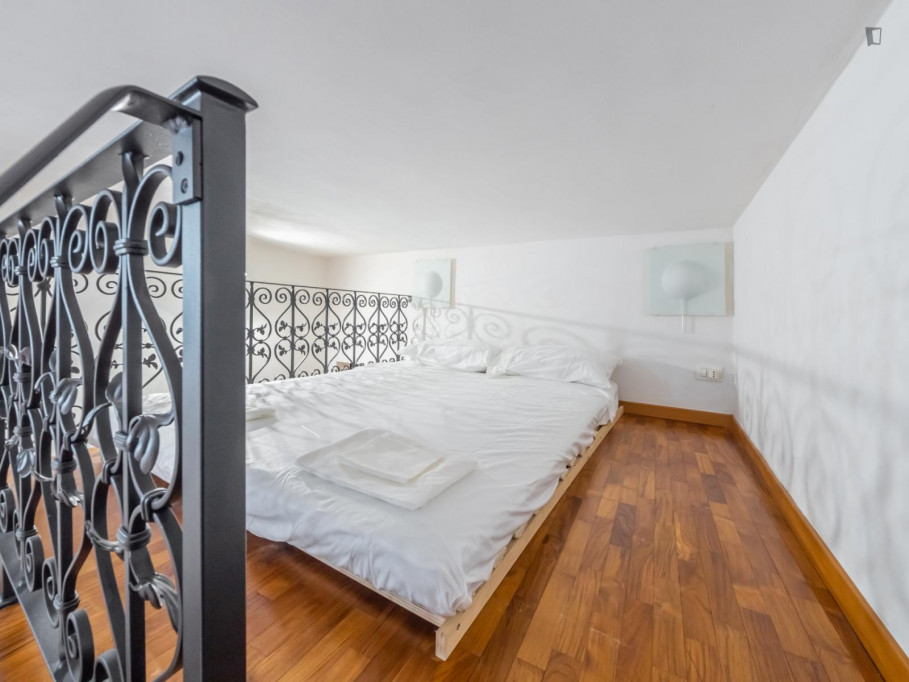 Homely studio for 2 People near Palazzo Pallavicini