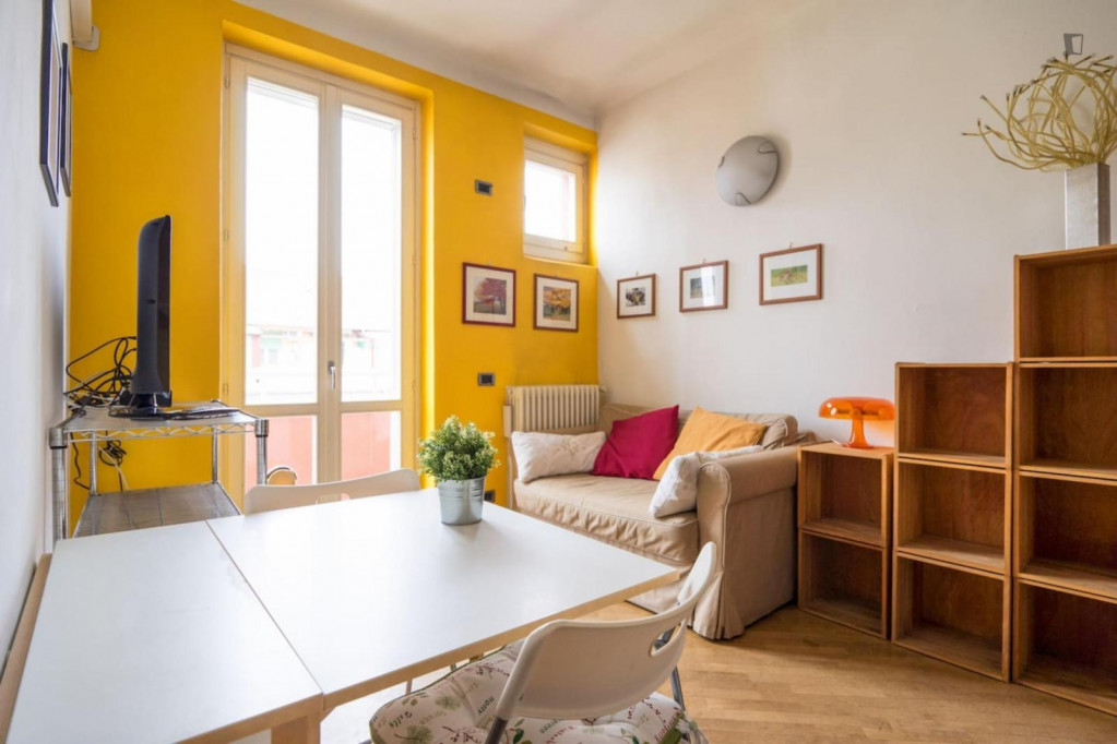 Colourful 1-bedroom apartment near Milano Painting Academy - Milan - chambre - ImmoJeune