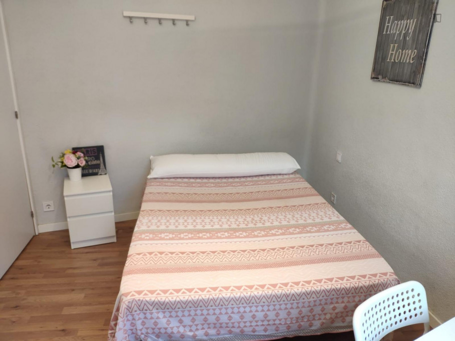 Attractive single bedroom - Madrid - chambre - ImmoJeune
