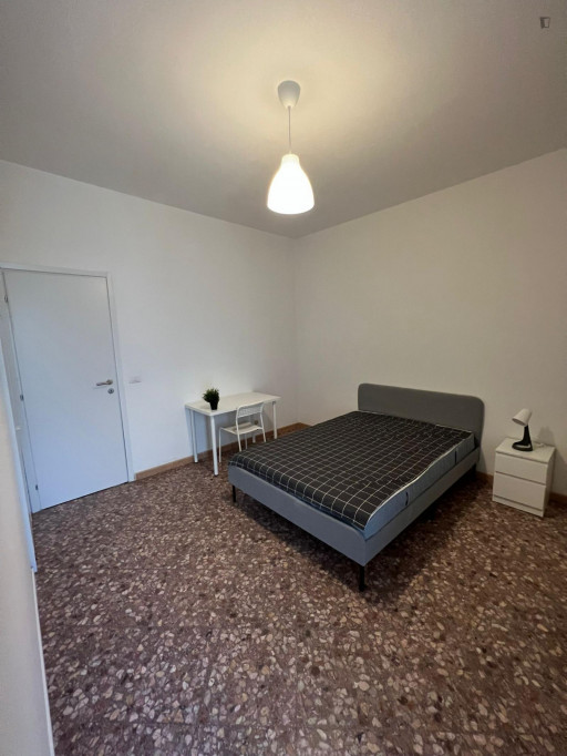 Homely double bedroom near Università degli Studi di Bari Aldo Moro - Bari - chambre - ImmoJeune