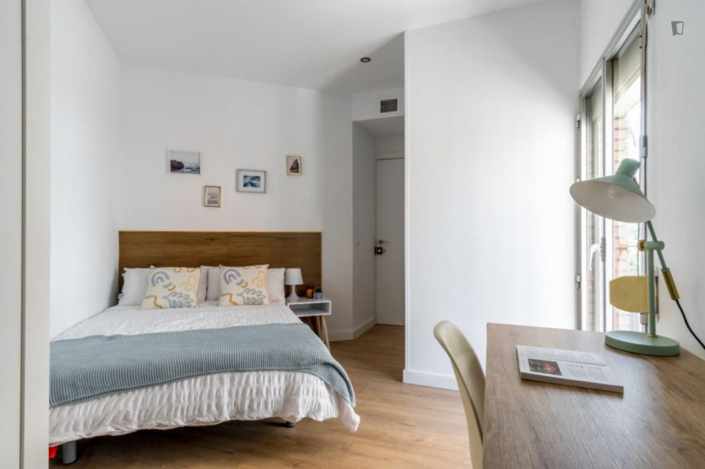 Cushy double ensuite bedroom near Parque de Comillas - Madrid - chambre - ImmoJeune
