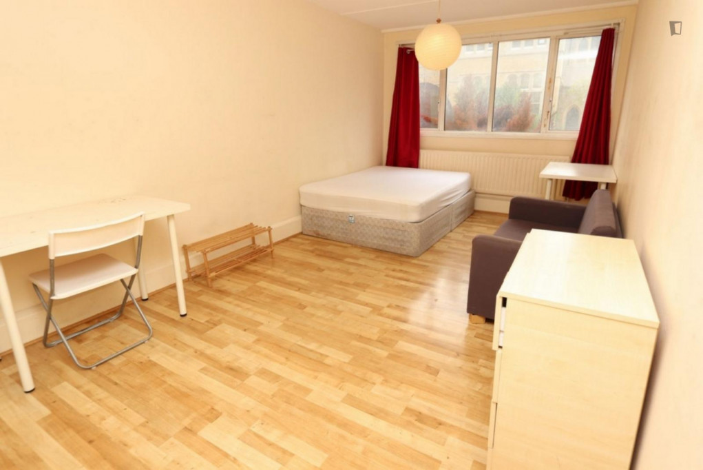 Large double-bedroom near Regent's Park - London - chambre - ImmoJeune