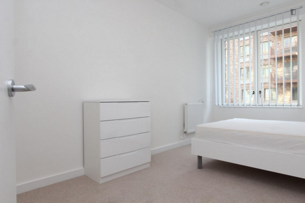 Pleasant double bedroom near University of East London - London - chambre - ImmoJeune