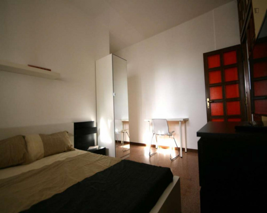 Comfy double bedroom close to Stadio San Siro - Milan - chambre - ImmoJeune