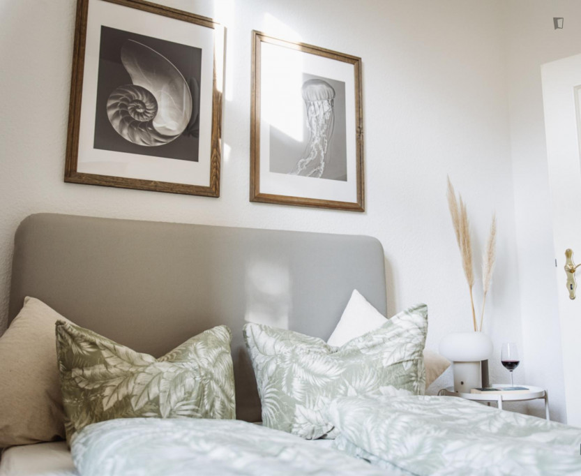 Welcoming 1 double bedroom apartment not too far from Lipsia - Magdeburg - chambre - ImmoJeune