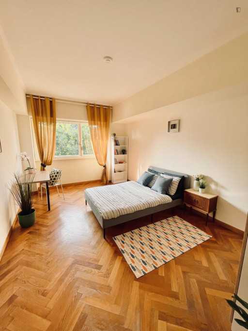 Large Cozy single bedroom - Milan - chambre - ImmoJeune