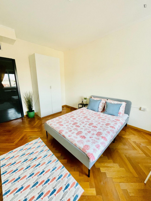 Large Appealing single bedroom - Milan - chambre - ImmoJeune