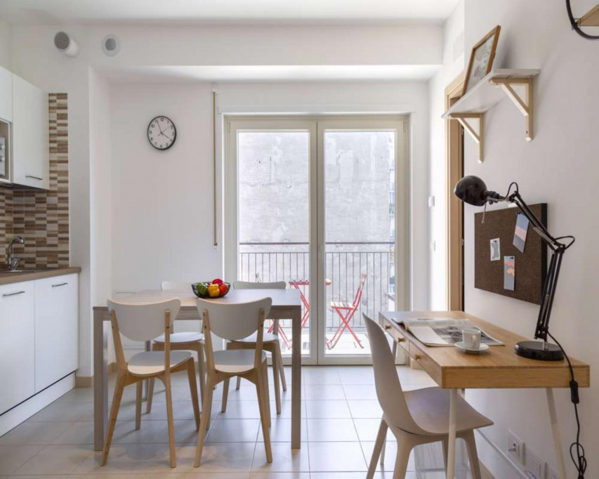 Luminous 1-bedroom apartment with balcony close to Brenta metro station - Milan - chambre - ImmoJeune