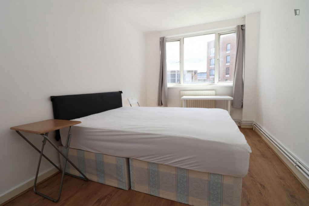 Comfy double bedroom close to Haggerston Park - London - chambre - ImmoJeune