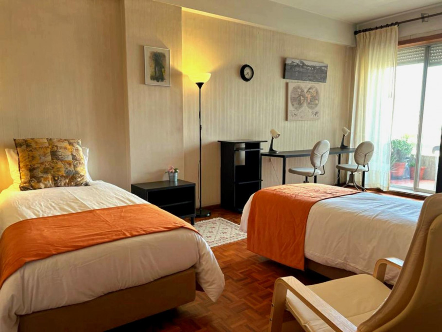 Very cool twin bedroom in Bonfim - Porto - chambre - ImmoJeune