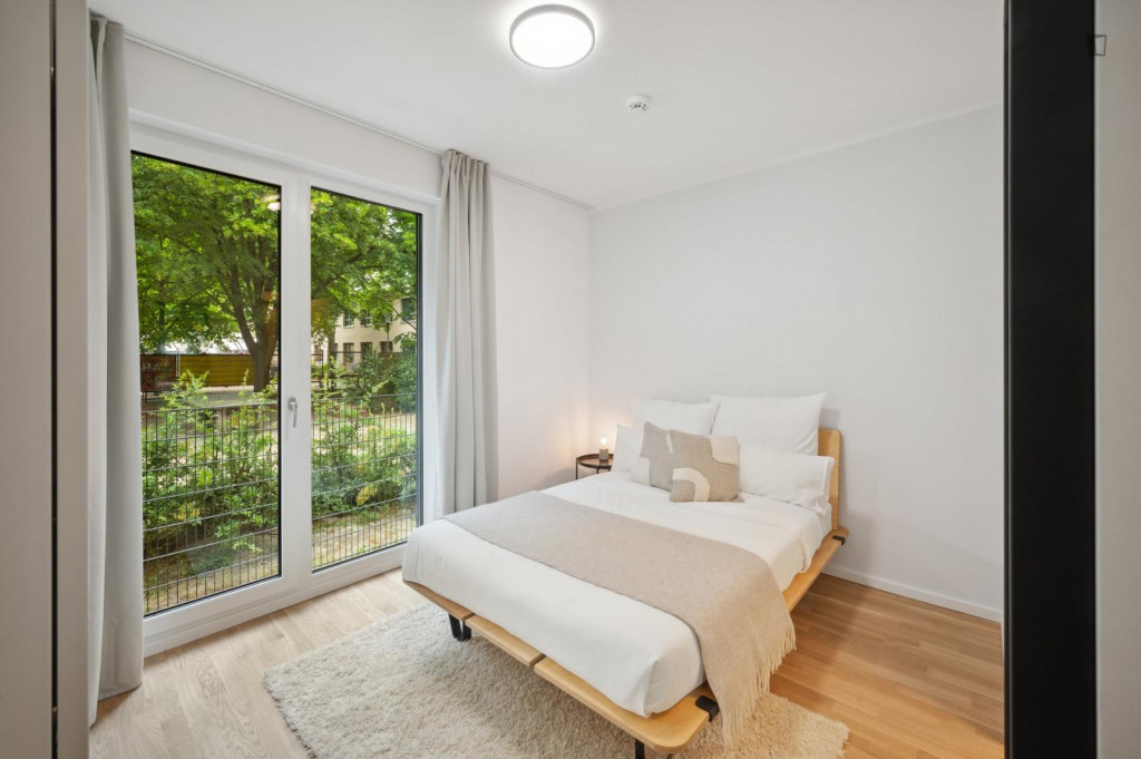 Cool double ensuite bedroom in Mitte - Berlin - chambre - ImmoJeune
