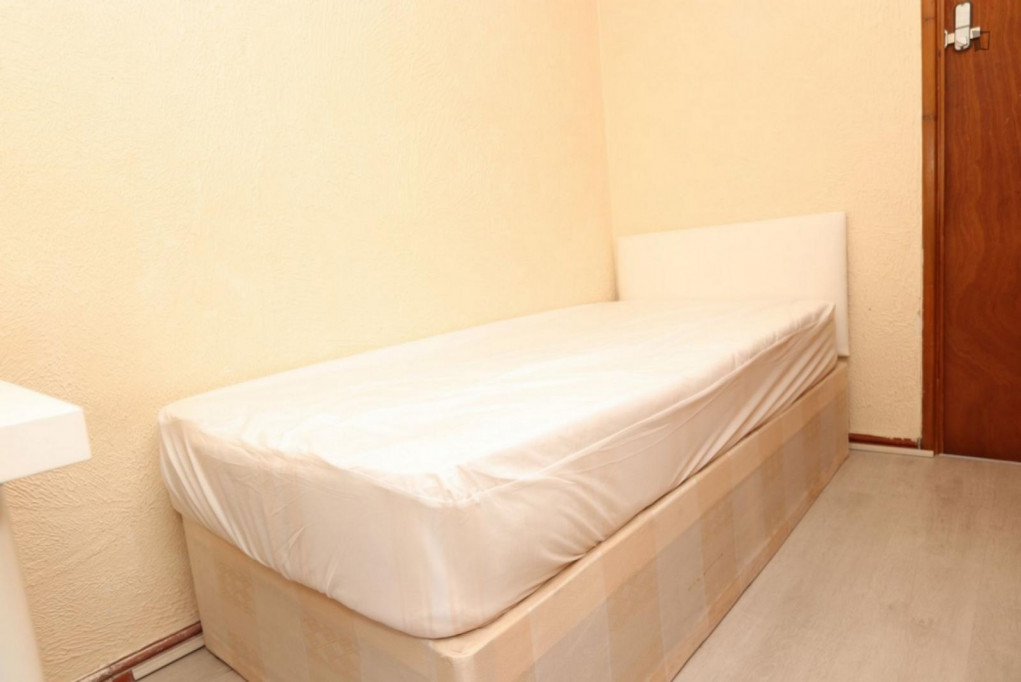 Cosy single bedroom near the Stepney Green tube - London - chambre - ImmoJeune