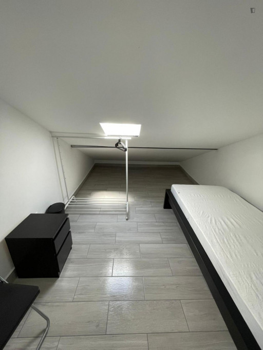 Comfy single bedroom near the Braga Parque shopping centre - Braga - chambre - ImmoJeune