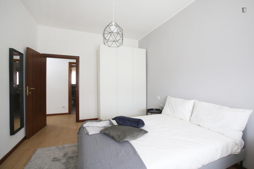 Cosy double bedroom close to San Siro Stadium - Milan - chambre - ImmoJeune