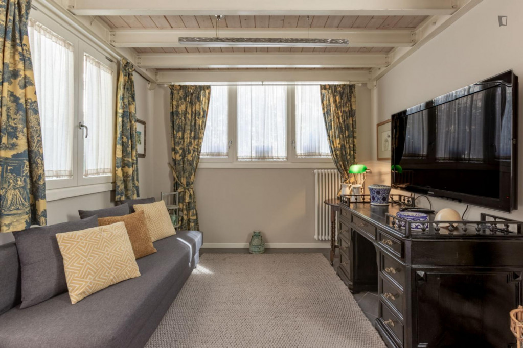 Lovely 1-bedroom house with garden close to Firenze Campo Marte station
