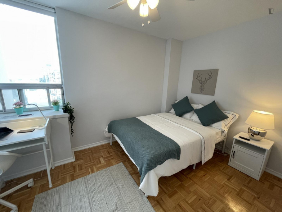 Great double bedroom not far from the University of Toronto - Toronto - chambre - ImmoJeune