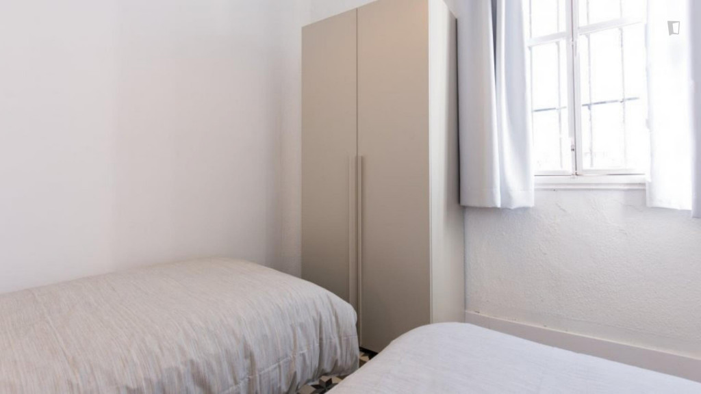 1-bedroom apartment, with outdoor area