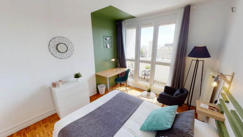 Cute double bedroom near Nationale metro station