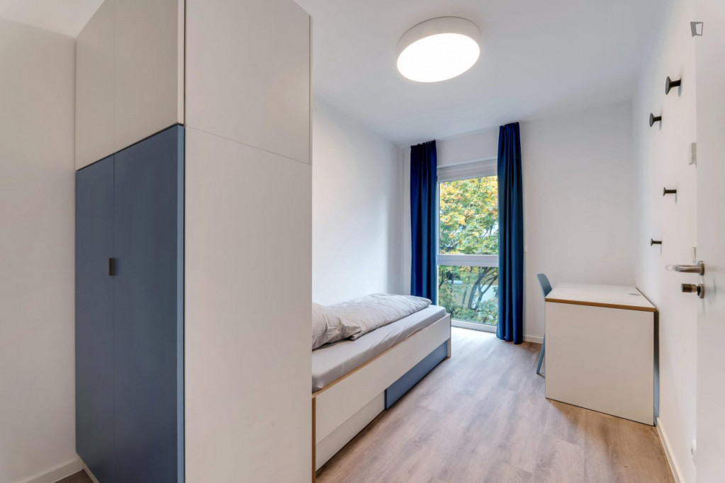 Luminous single bedroom just steps from the Campus Wilhelminenhof - Berlin - chambre - ImmoJeune