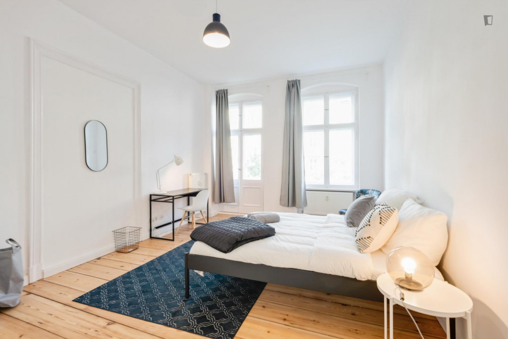 Tasteful single bedroom near S-/U-Bahn station - Berlin - chambre - ImmoJeune