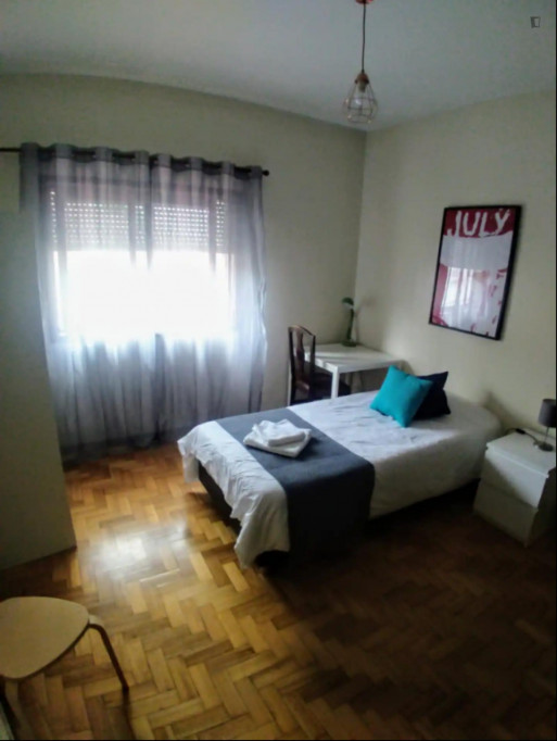 Comfy single Bedroom close to Casa da Musica - Porto - chambre - ImmoJeune
