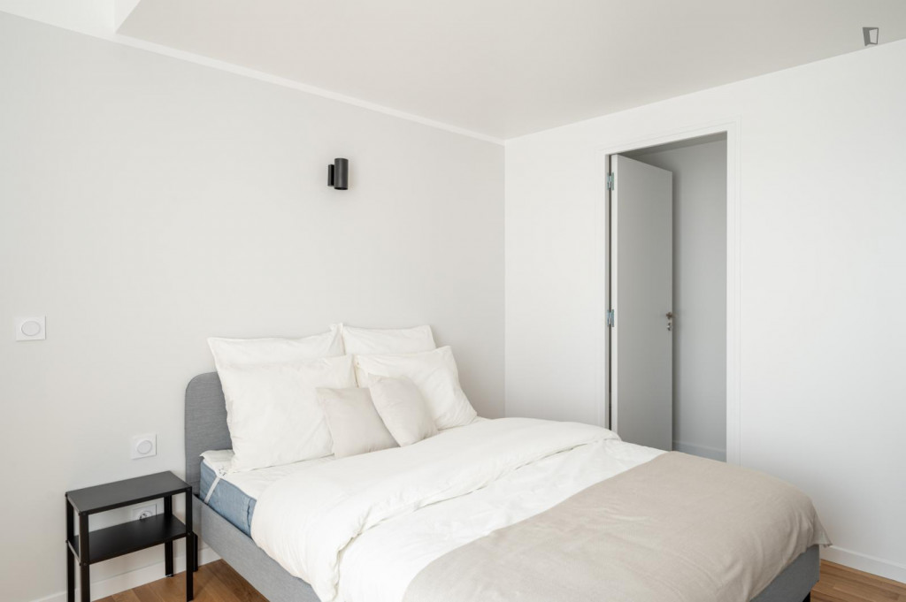 Double ensuite bedroom in Roquette