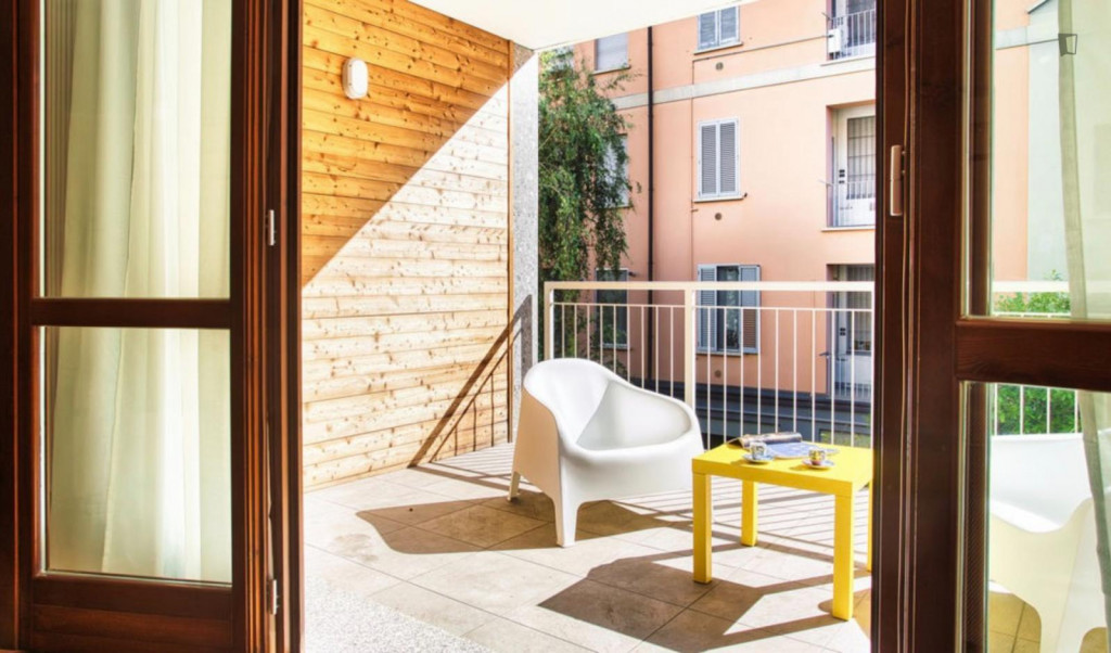 Snug 2-bedroom apartment with balcony close to Parco Alessandrina Ravizza