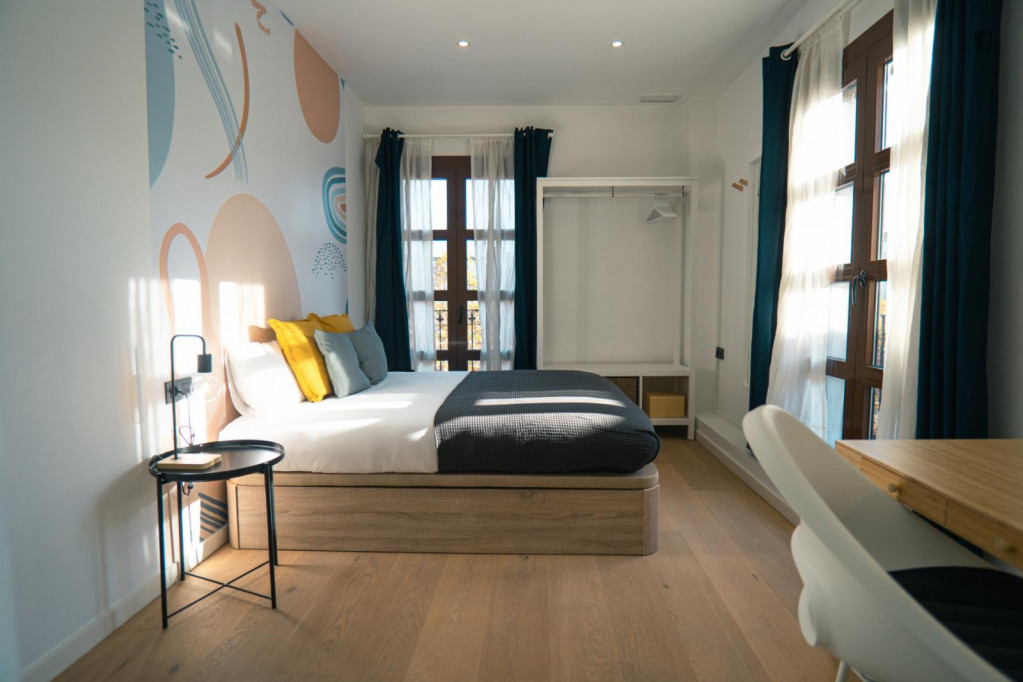 Nice double ensuite bedroom near Las Ramblas - Barcelone - chambre - ImmoJeune
