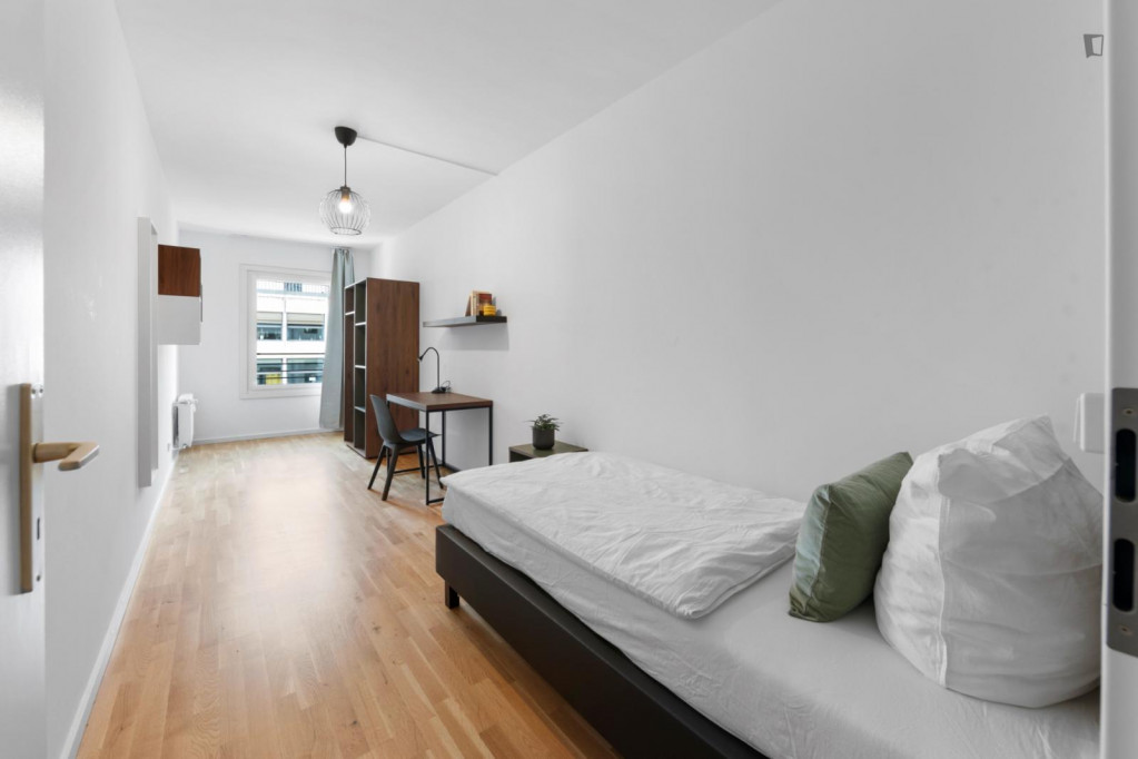 Bright single bedroom in the heart of Berlin  - Berlin - chambre - ImmoJeune