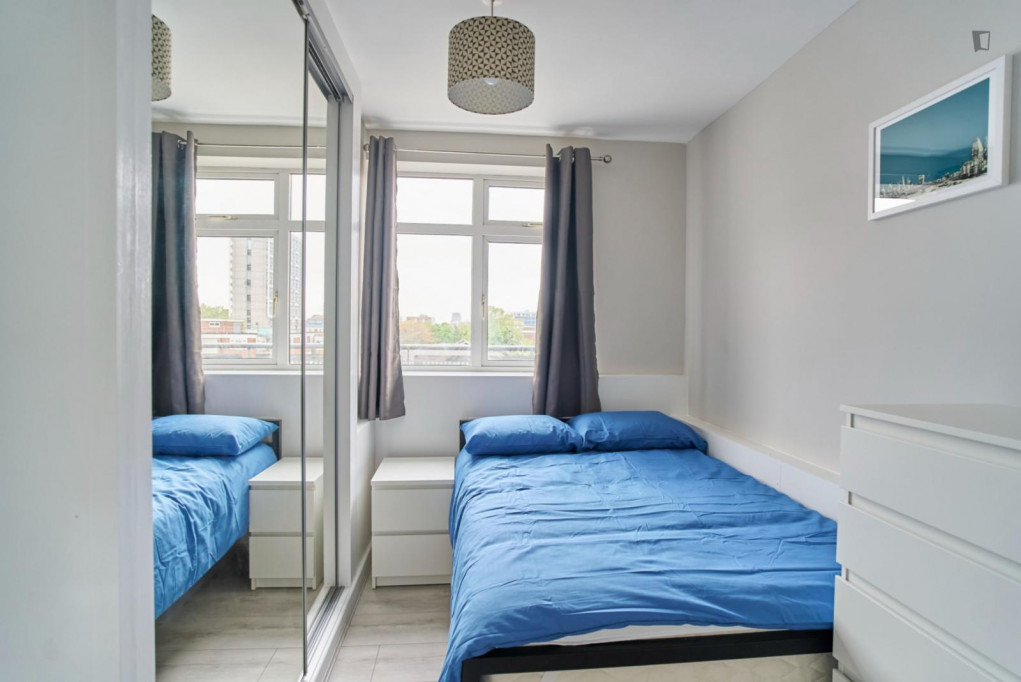 Splendid double bedroom right next to Hoxton Overground - London - chambre - ImmoJeune