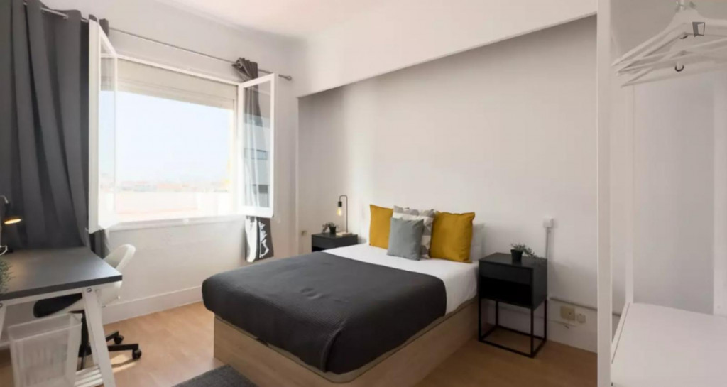 Enjoyable double bedroom in Sants area - Barcelone - chambre - ImmoJeune