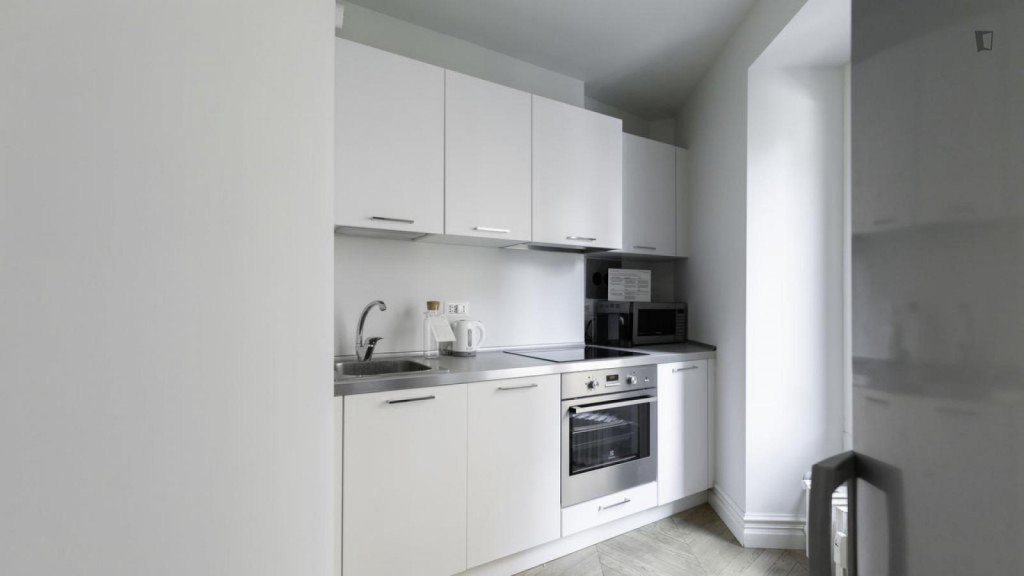 Appealing 2-bedroom flat in Castello Sforzesco