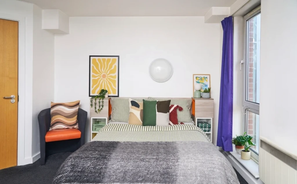 Queens Park House - Coventry - chambre - ImmoJeune