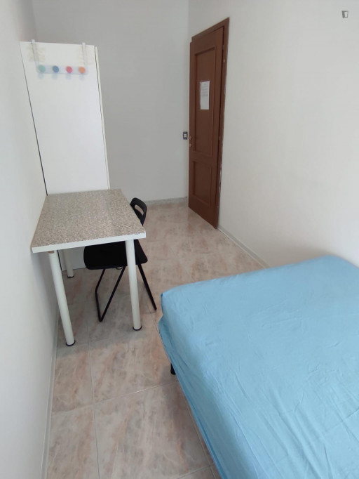 Bright double bedroom in EUR district - Rome - chambre - ImmoJeune