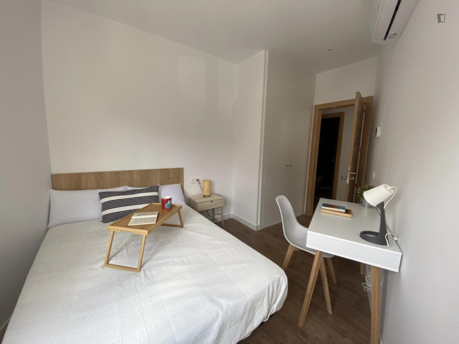 Cosy double bedroom in Vista Alegre - Madrid - chambre - ImmoJeune