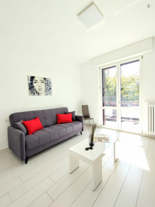Appealing 1-bedroom apartment with balcony in Buccinasco - Milan - chambre - ImmoJeune