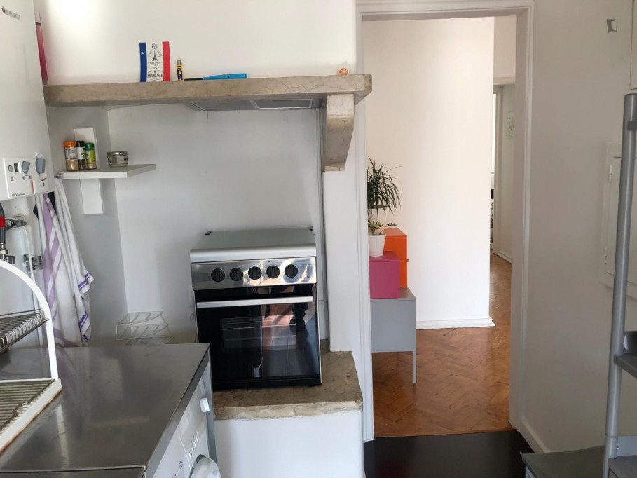 Charming 2-bedroom flat in Arroios neighbourhood
