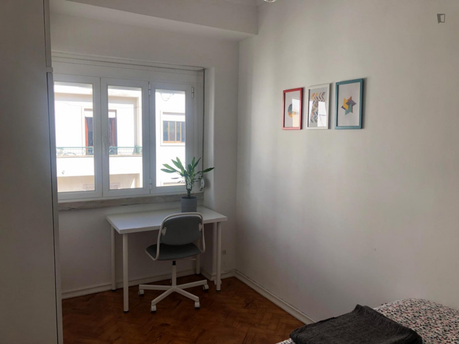 Charming 2-bedroom flat in Arroios neighbourhood