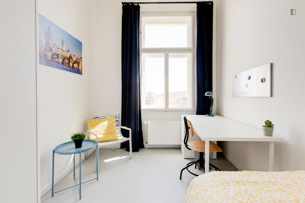 Decent single bedroom in the Malá Strana district - Prague - chambre - ImmoJeune