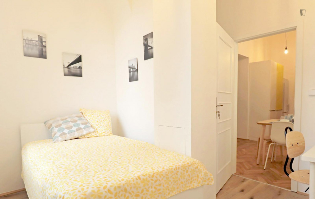 Comfy single bedroom in Žižkov - Prague - chambre - ImmoJeune