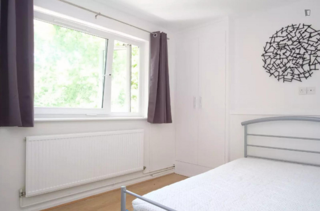 Neat single bedroom near Stepney Green tube station - London - chambre - ImmoJeune