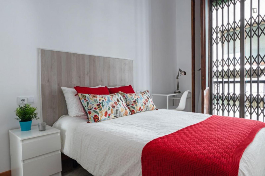 Delightful double bedroom in the Gothic Quarter - Barcelone - chambre - ImmoJeune