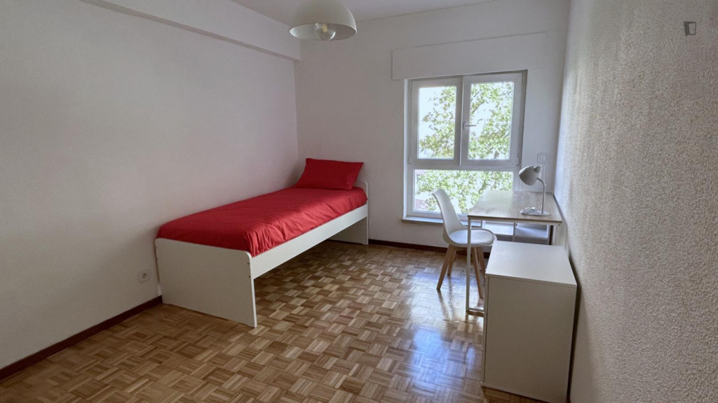 Lovely single bedroom in Telheiras - Lisbonne - chambre - ImmoJeune