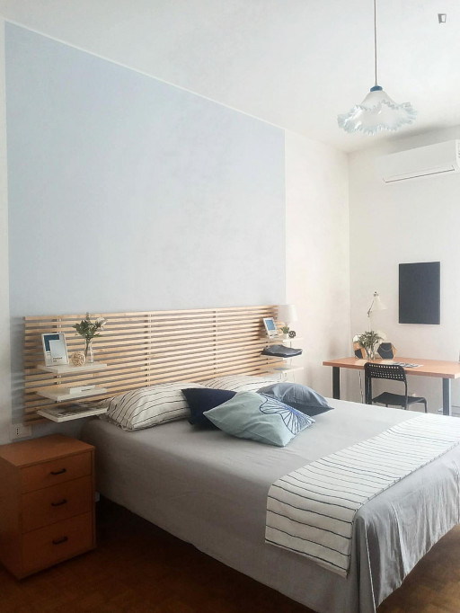 Spacious double bedroom in Turro district - Milan - chambre - ImmoJeune