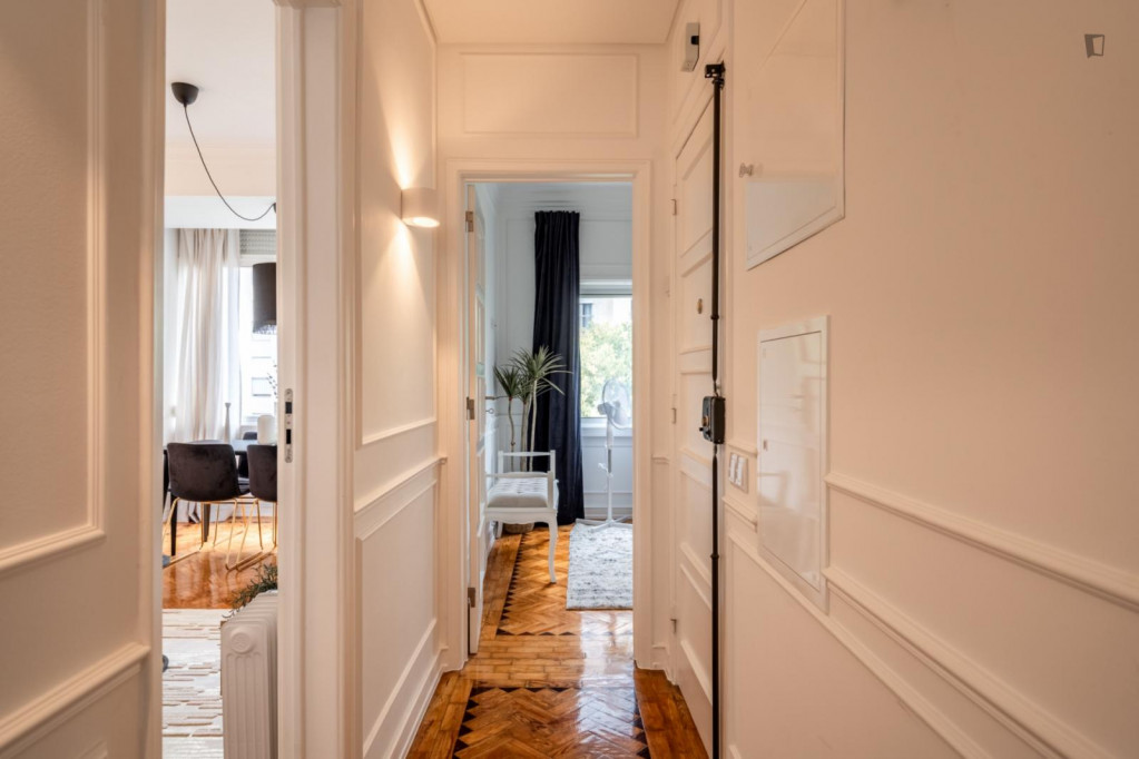 Inviting 2-bedroom apartment in Benfica