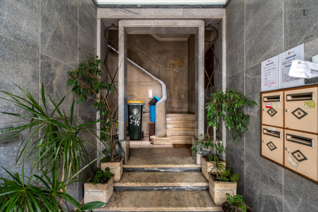 Inviting 2-bedroom apartment in Benfica