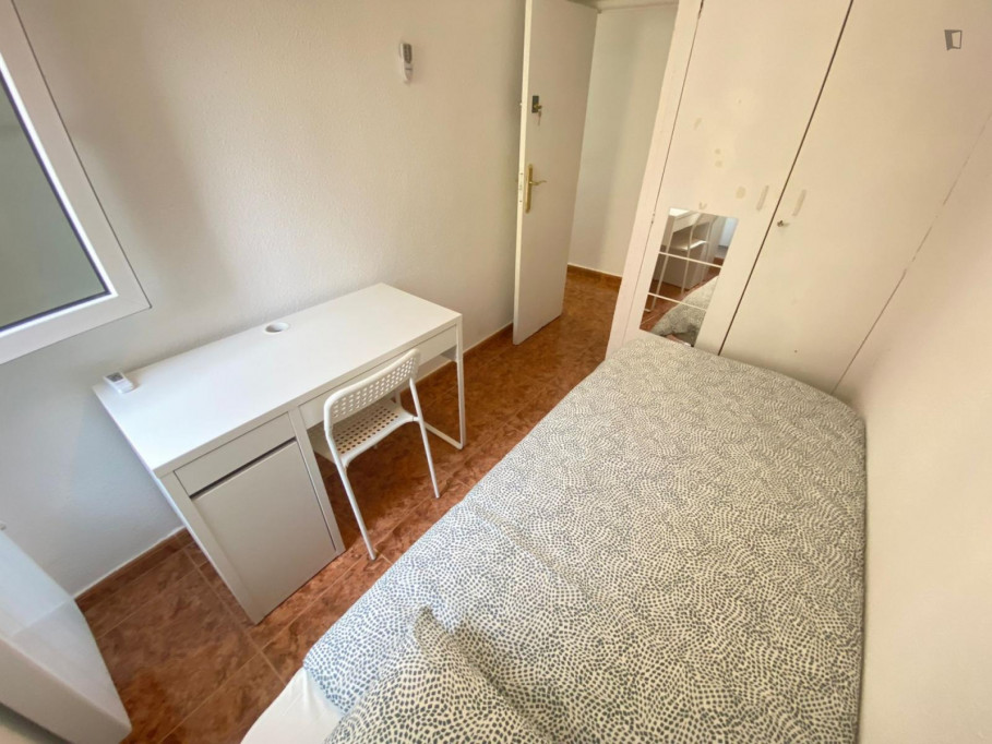 Appealing single bedroom - Madrid - chambre - ImmoJeune