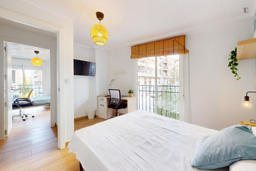 Attractive single bedroom - Alicante - chambre - ImmoJeune